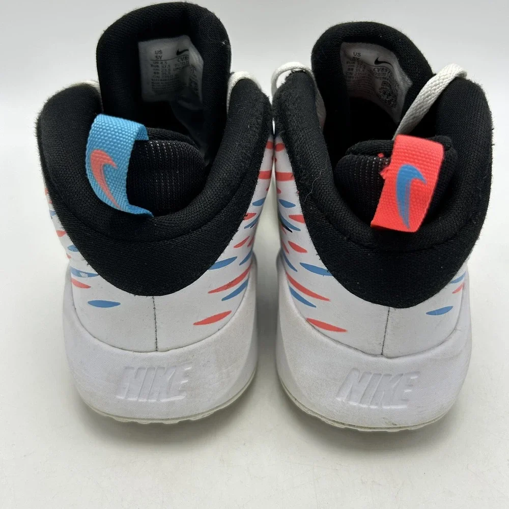 Nike Sneakers Boys 5 Y Team Hustle Basketball Shoes Black White Multi CV8970-001